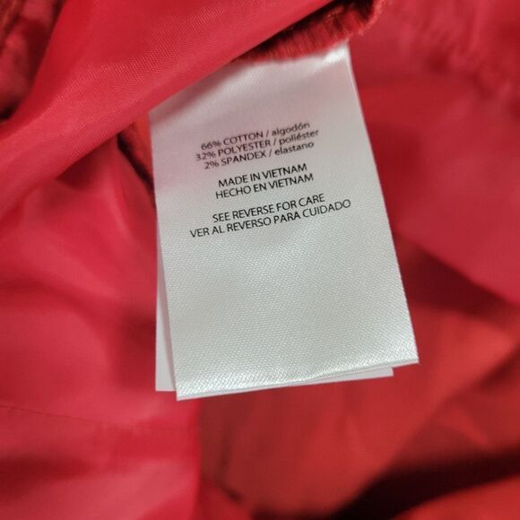 The Limited Scalloped Tailored‎ Short Scarlet Size 16 - Picture 7 of 9